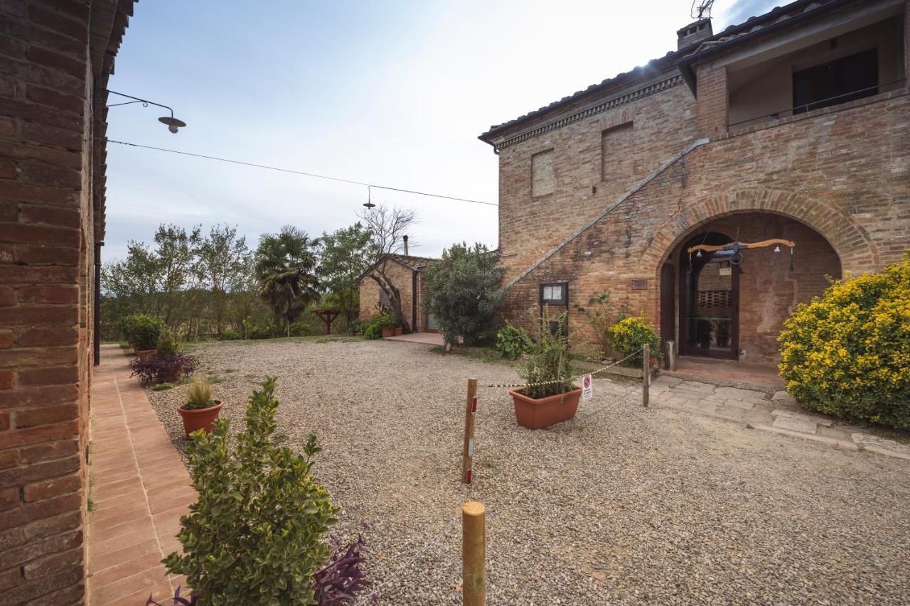 Affittacamere Podere Valserena Monteroni dʼArbia Buitenkant foto